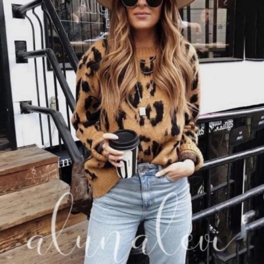 Cozy Leopard Print Knit Sweater Top - Picture 1 of 3